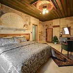 Hotel Serene Premium Stone House