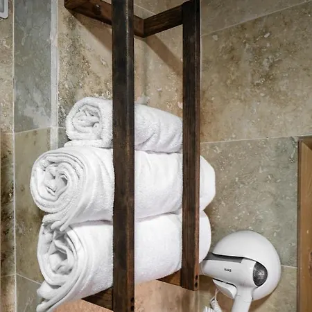 Hotel Serene Premium Stone House 2*