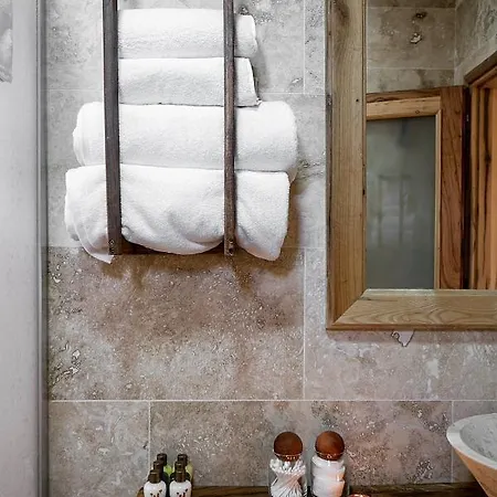 Serene Premium Stone House Hotel