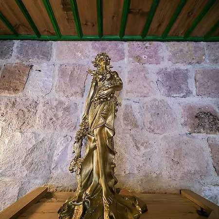 Hotel Serene Premium Stone House