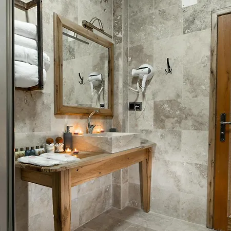 Serene Premium Stone House 2* Nevşehir