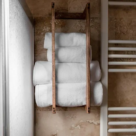 Serene Premium Stone House Hotel