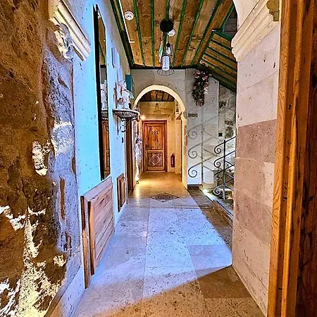 Serene Premium Stone House Невшехир