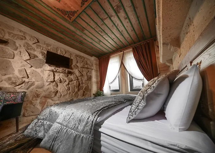 Serene Premium Stone House فندق نفسهير