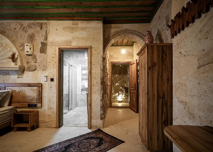 Serene Premium Stone House فندق