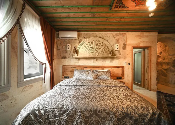 Serene Premium Stone House 2* نفسهير