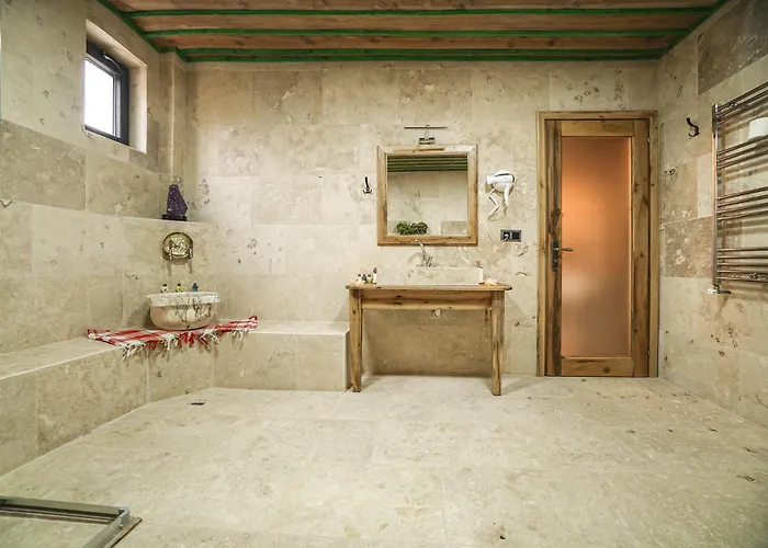 Serene Premium Stone House فندق 2*